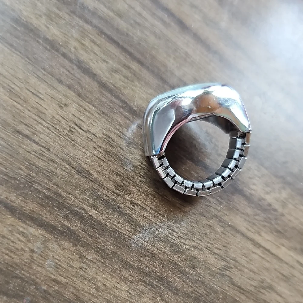 Vintage Watch Ring Collezio Stretch Silver Quartz Women Men GREAT SHAPE